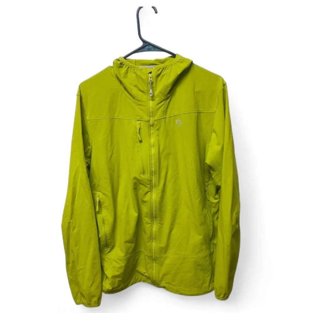Mountain Hard‎ Wear jacket